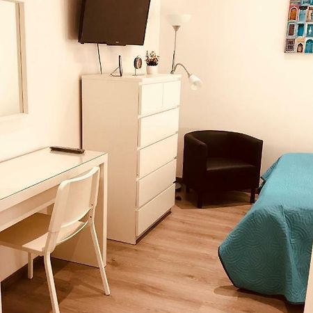St. Julians Homestay Saint Julian's エクステリア 写真