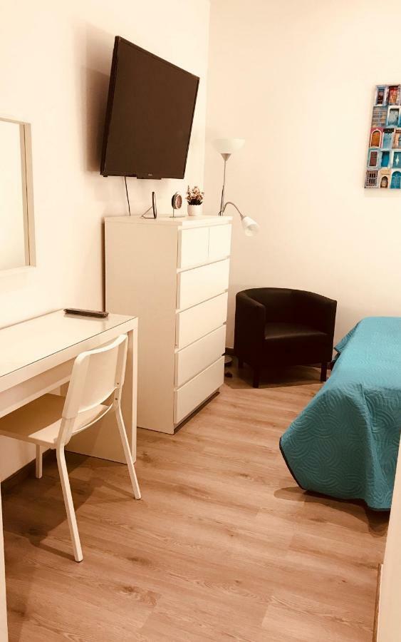 St. Julians Homestay Saint Julian's エクステリア 写真